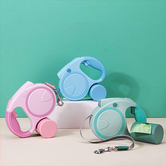 trois laisse pour chien rose bleu vert